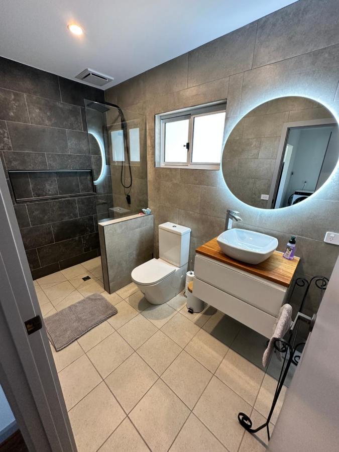 Luxury Holiday Unit 8Min Walk To Town Center With Boat Parking Mallacoota Εξωτερικό φωτογραφία
